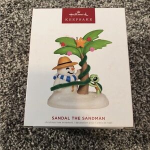 Hallmark 2022 Sandal The Snowman Ornament - NEW